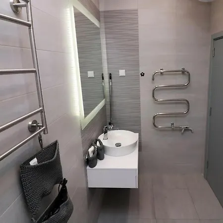 Unique 1 Bedroom Flat Apartment *